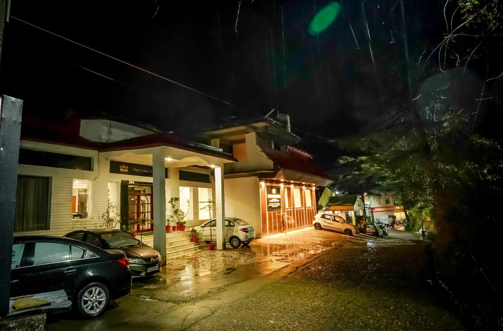Grand Him Queen Ac Centralized Dharamsala Zewnętrze zdjęcie